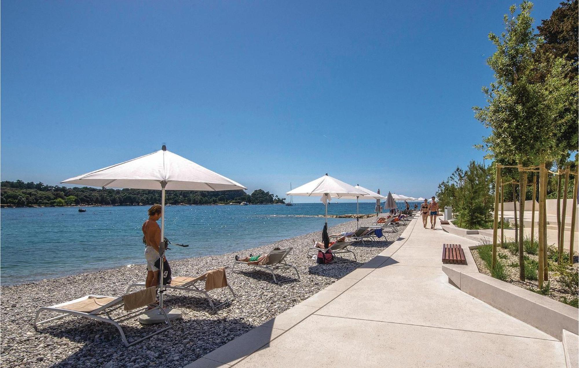 Amazing Apartment In Rovinj With Wifi Εξωτερικό φωτογραφία