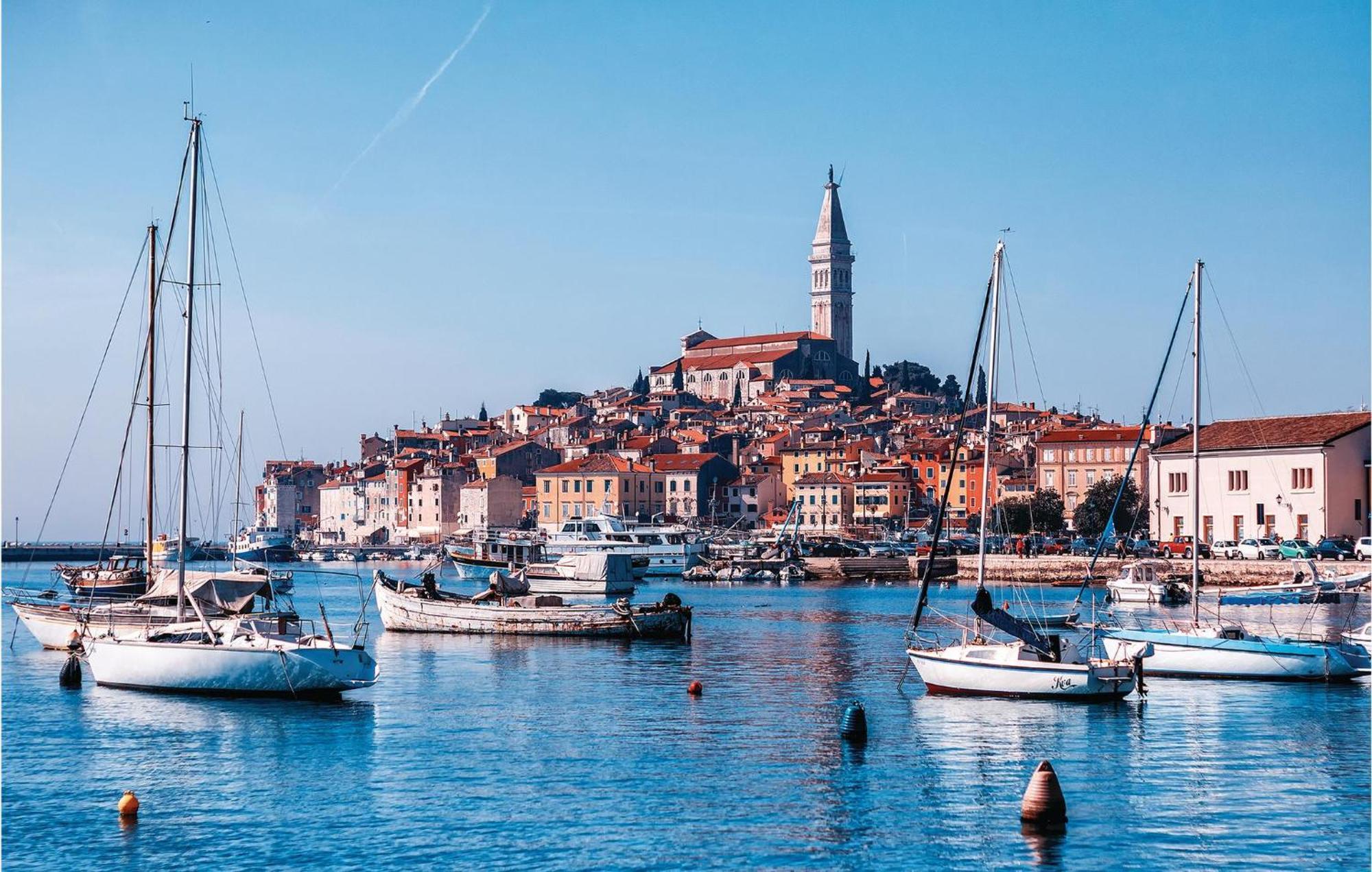 Amazing Apartment In Rovinj With Wifi Εξωτερικό φωτογραφία